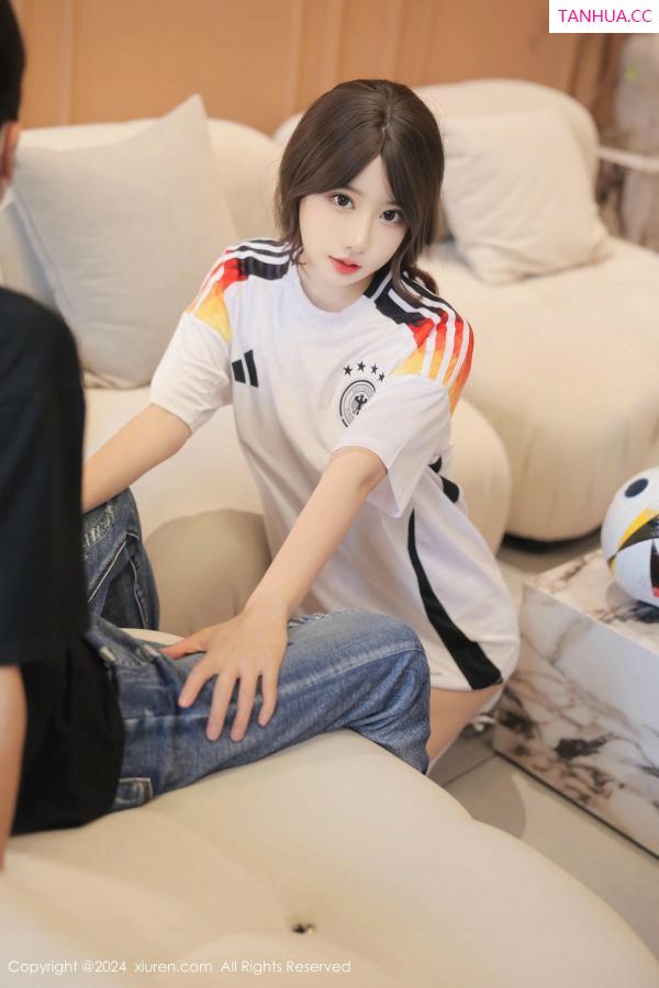   [XiuRen]高清写真图 2024.07.05 No.8812 桃妖夭 欧洲杯第86张图片
